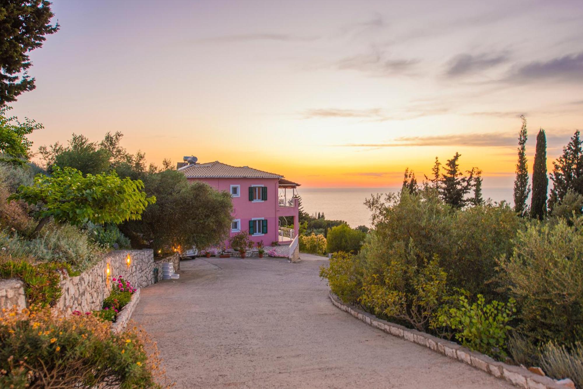 Agnantio Apartment Agios Nikitas Exterior photo